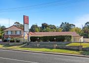 Top Cowra