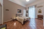 Top Naples