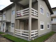 Apartamento térreo em maranduba com ar condicionado