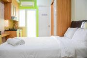 Stylish and Comfortable Studio Green Pramuka City Apartment By Travelio