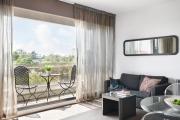 Top Dandenong