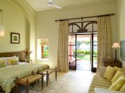 Top Candolim