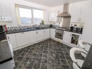 Top Pwllheli