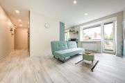 Brand new central park & beach side studio apartment