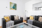 LT Greenwich 3 Bed Townhouse - Cutty SarkO2Excel