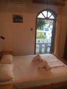 Top Loutro
