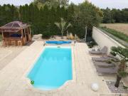 Piscine et jacuzzi à 2km de la plage de St Georges de didonne