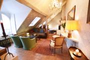 Charming Studio Near Louvre