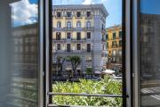 Top Naples
