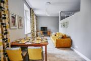 Żółty Apartament DE LUX dla 2 osób Chorzów Katowice