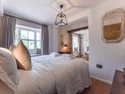 Top Chipping Norton