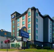 Days Inn by Wyndham Niagara Falls Centre St By the Falls