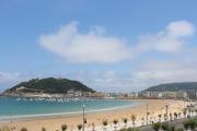 SEAFRONT LUXURY STUDIO - by www,SanSebastianApartments,es