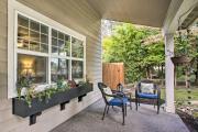Charming Coeur dAlene Abode Steps to Tubbs Hill!