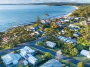 Mobys at Hyams Beach