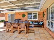 Coastaway I Pet Friendly I 3 Min Walk to Beach