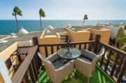 Altamar 53 balcony sea views By CanariasGetaway