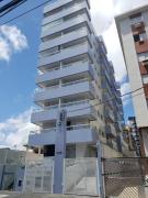 EXCELENTE APARTAMENTO NOVO - PRÓXIMO a PRAIA COM INTERNET !!