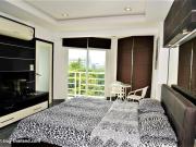Top Jomtien Beach