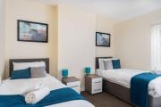 Contractor Base - Sleeps 5 - Near M4