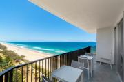 Golden Sands on the Beach - Absolute Beachfront Apartments