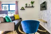 Insakas Greenlee Apartment - Greenlee Lifestyle Centre, Sandton