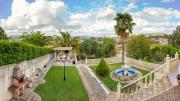 Majestic Manor in Valença with private pool