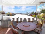 Top Alexandra Headland