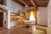 One bedroom apartement with shared pool and furnished terrace at Montepulciano