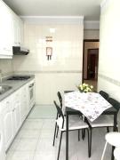 Spacious apartment with sea view in Viana do Castelo, 90 m²