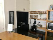 Estilo y Comodidad en Av Corrientes, departamento con cochera para autos