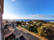 Lovely 2 bedroom apartment including pool, stunning ocean views & beach closeby