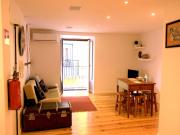 Cozy Studio in Mouraria with AC