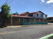 In the Wind Hostel and Guesthouse