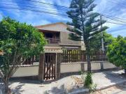 Casa térrea a 2 min da praia dos anjos