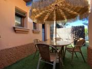 Estudio con jardincito privado barbacoa y piscina Estudio con jardincito privado barbacoa y piscina