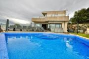 Villa Adam