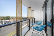Top Oakleigh
