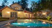 Beautiful 5 Bed Colonial Villa, Pool, Lush Garden and Cook