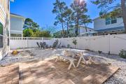 Half-Mi to Inlet Beach: Home w Grill & Fire Pit