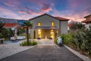 Tarari Luxury Apartment