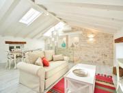 Old Town Splendid Apartments by Irundo Old Town Splendid Apartments by Irundo