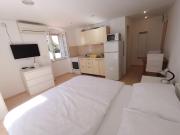 Modern studio in a superb location