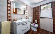 Holiday home Mali Vareski - Istrien 8734