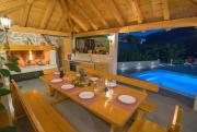 Villa Milena with heated pool and jacuzzi