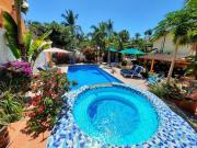 HOTELITO SWISS OASIS, Playa Zicatela - Adults Only - Kitchen - Cocina