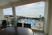C021 Lumineux appartement avec Terrasse et Piscine