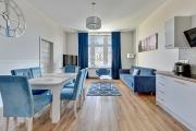 Blue Mandarin Apartments III Haffnera