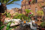 Stunning flat with Terrace in Trastevere Stunning flat with Terrace in Trastevere