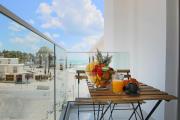 Phaedrus Living Seaside Luxury Flat Athina 108